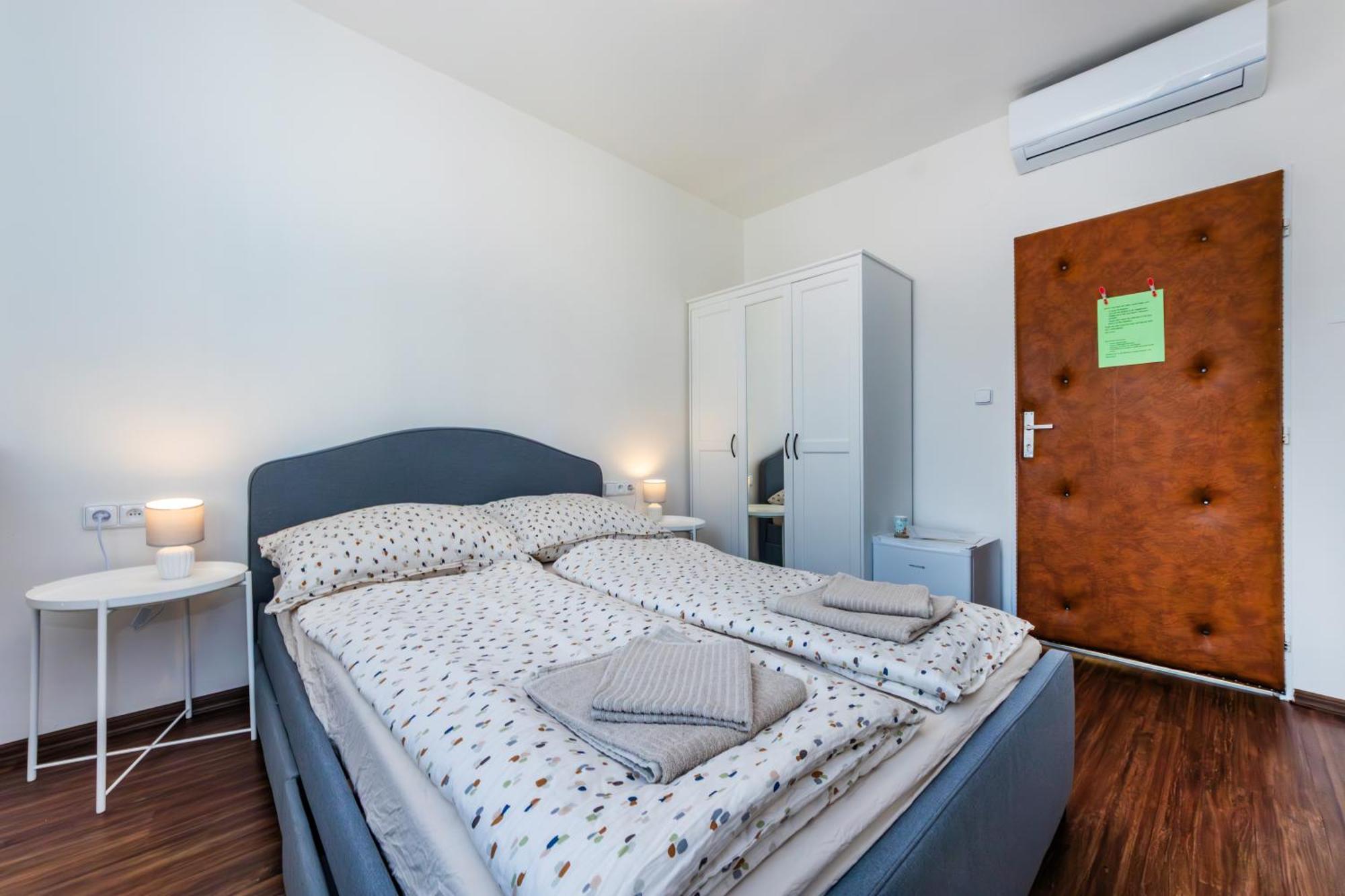 Prague Legends Pension Экстерьер фото