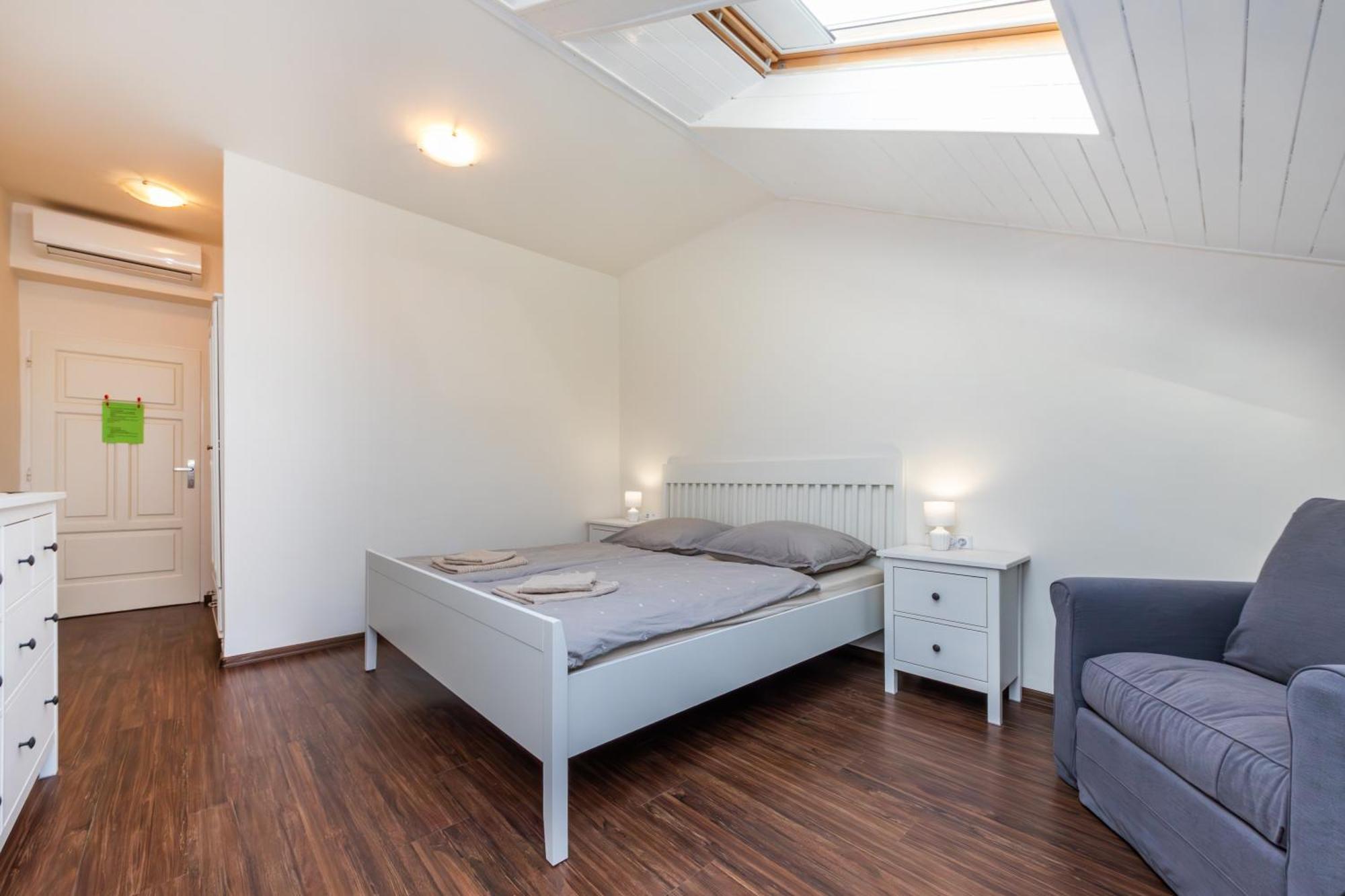 Prague Legends Pension Экстерьер фото
