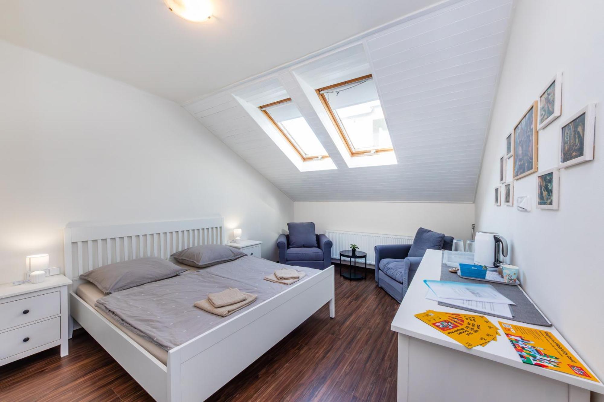 Prague Legends Pension Экстерьер фото