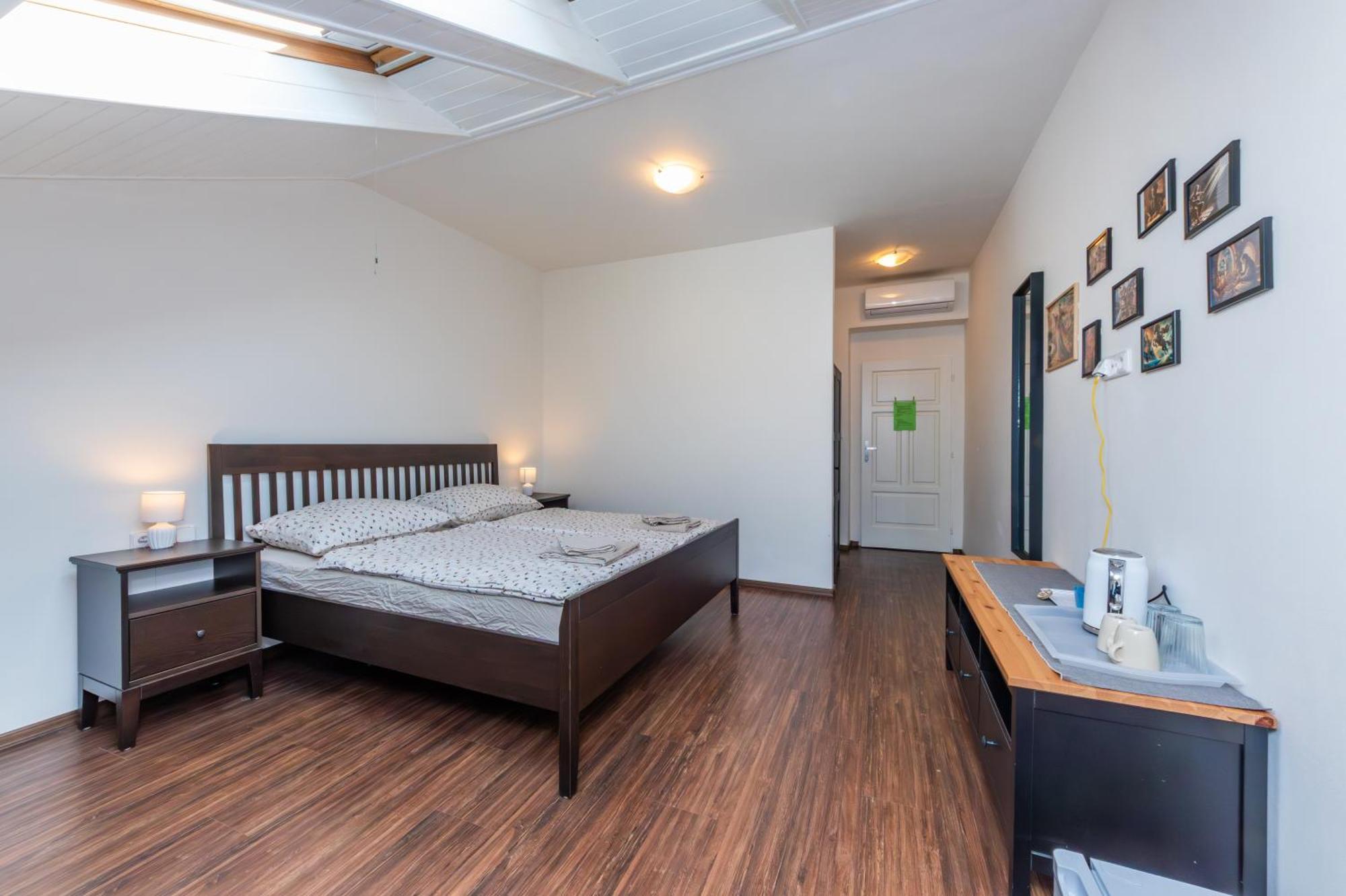 Prague Legends Pension Экстерьер фото